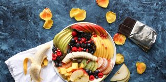 خطرات خوردن بیش از حد غذای رستوران