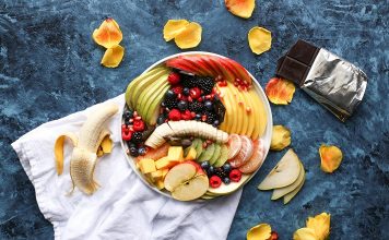 خطرات خوردن بیش از حد غذای رستوران