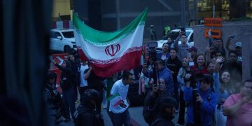 واکنش هواداران مکزیکی پس از رسیدن تیم ایران به تیخوانا؛ آرزوی موفقیت برای یوزها